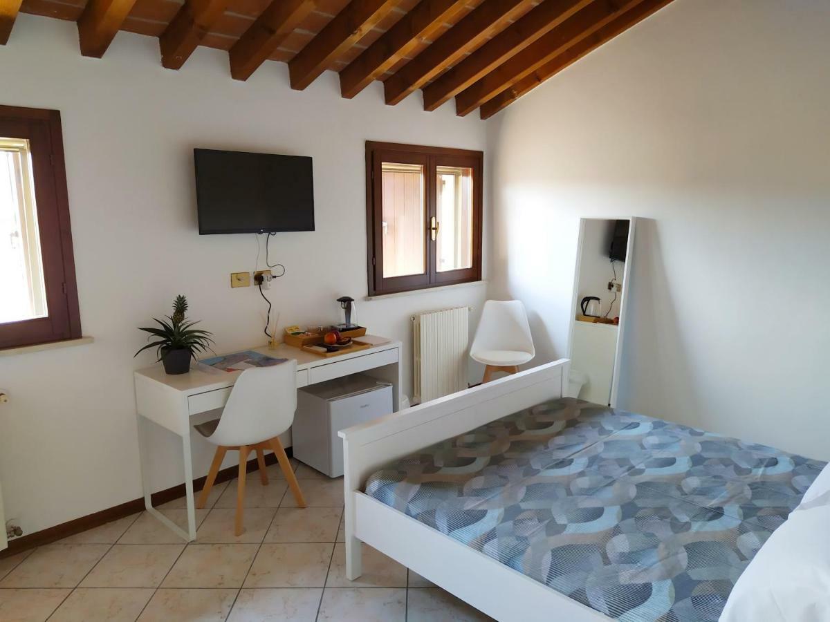 Carducci 49 Hotel Mantova Ngoại thất bức ảnh